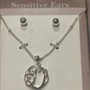 Necklace & Earrings Set